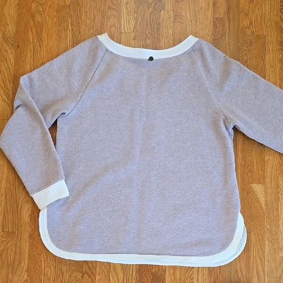 Women's Soft Surroundings Lavendar and White Long Sleeve Top Medium - Picture 6 of 6